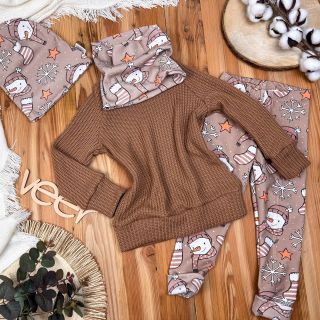 ❄️ Autorská dětská móda, která má duši. Nevyrábíme oblečení – tvoříme vzpomínky. 🤎 🇨🇿 Jsme malá moravská rodinná dílnička,...